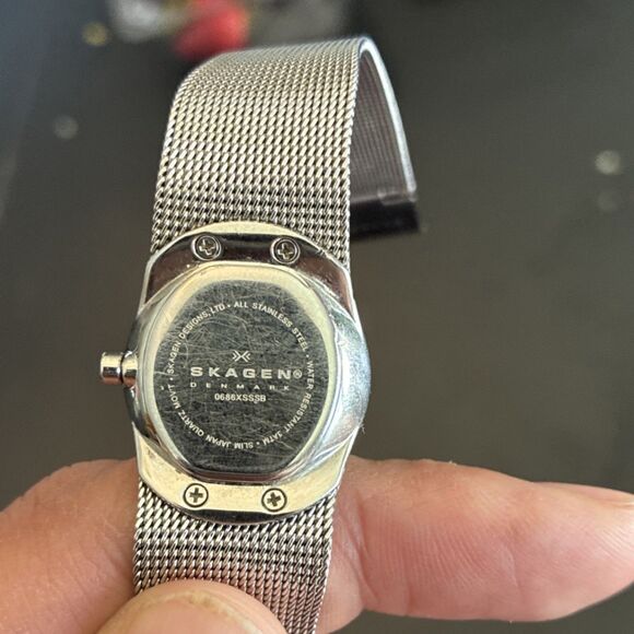 Skagen Denmark Womens Watch Diamond Silver Tone 686XSSSB